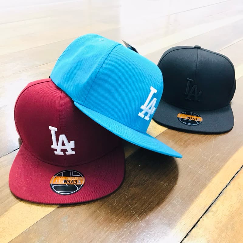 Boné Aba Reta HipHop Cores Masculino e feminino / SnapBack/  Bordado