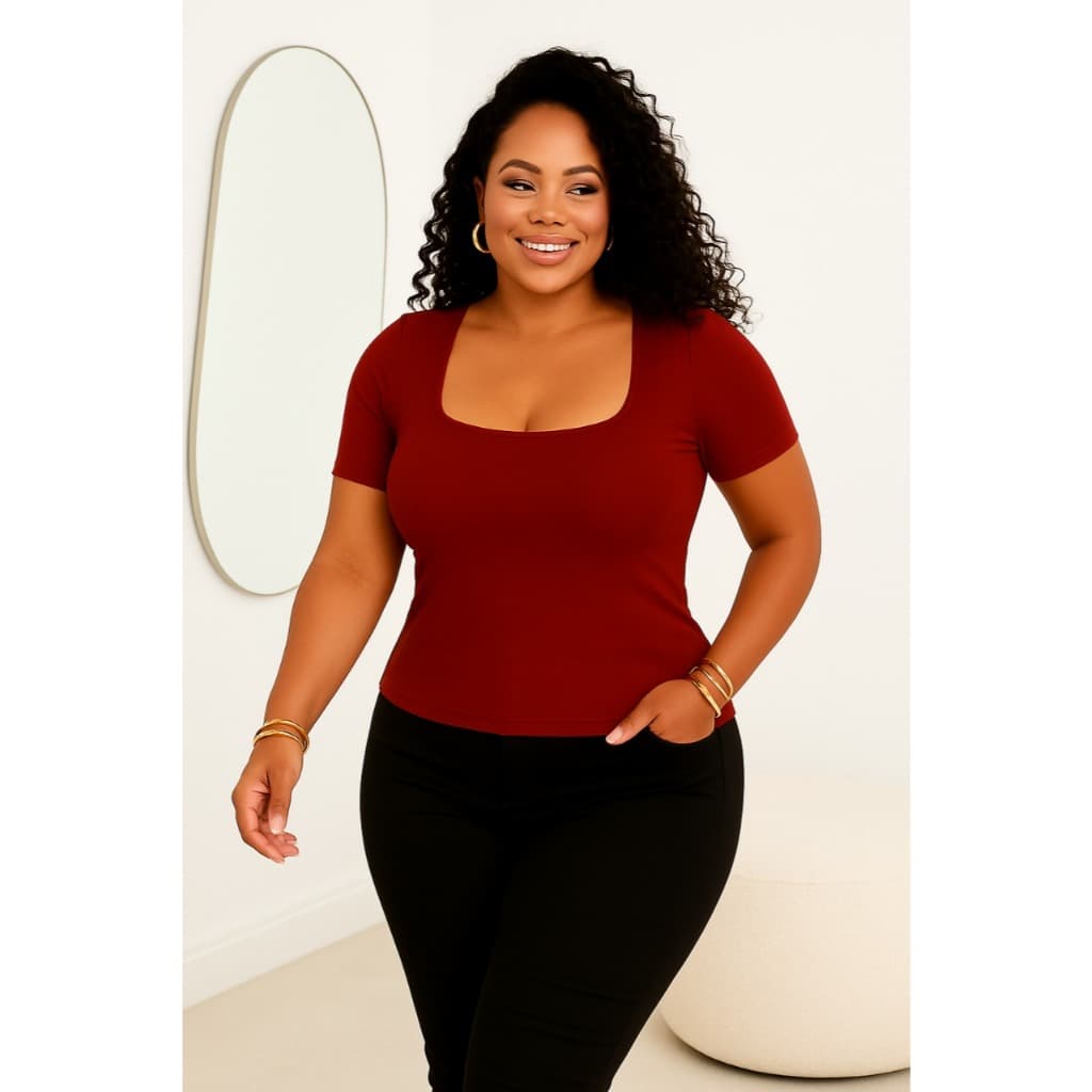 Blusa Plus Size Feminina Decote Quadrado Casual Blusinha Básica Estilosa Manga Curta Elegante