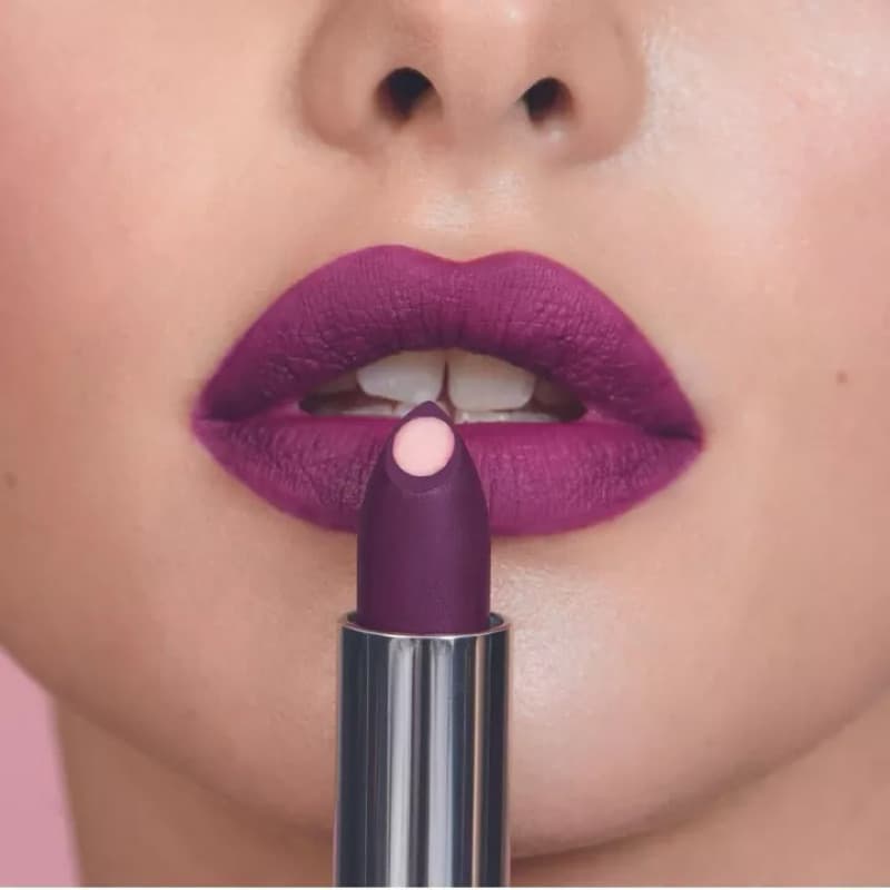 Batom Avon Tratamake Matte 3,6g cor: roxo suave