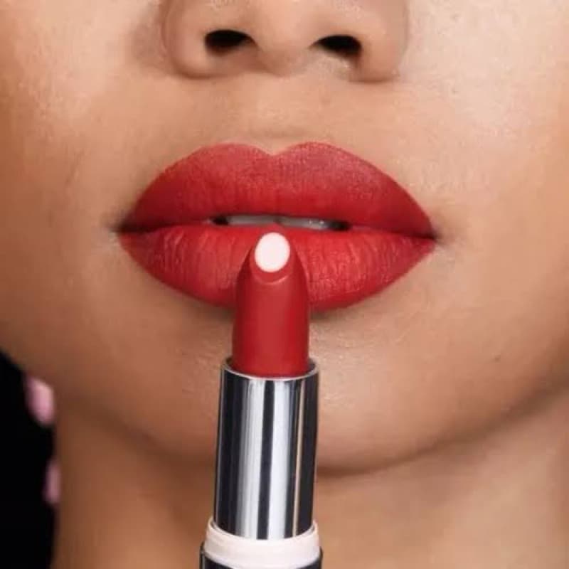 Batom Avon Tratamake Matte 3,6g cor: vermelho obsessão