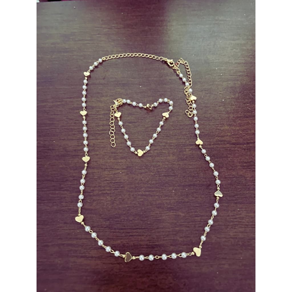 Kit Colar +Pulseira Pérola detalhe Coração