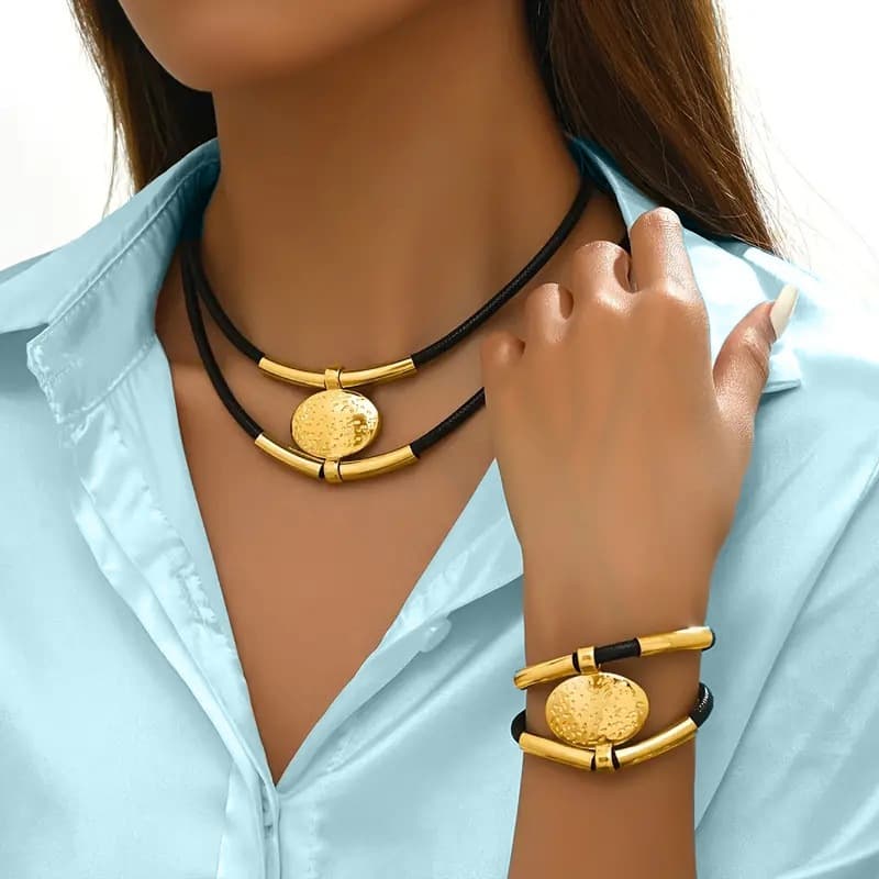 Conjunto Colar + Pulseira Feminina Couro com Detalhe Oval Dourado – Estilo Vintage Boho Elegante Vintage boêmio