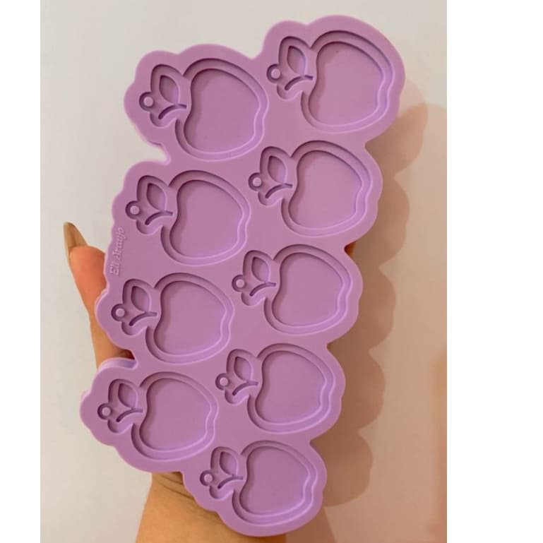 Molde de Silicone Maças chaveiros com 9 cavidades.