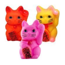 Brinquedo Mordedor Gatinho da Sorte com Apito para Caes Cores Sortidas