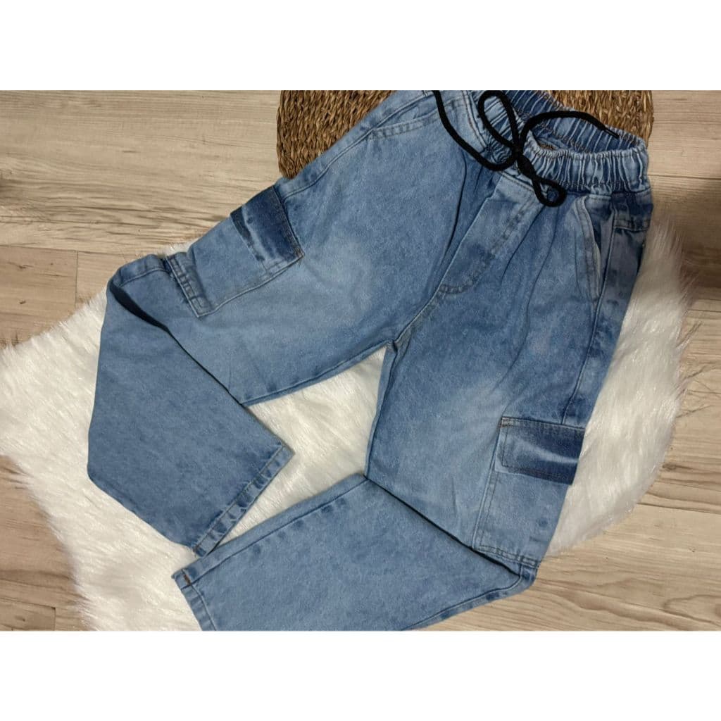 Calça Cargo Brim com Bolsos Laterais Infantil 10 ao 16