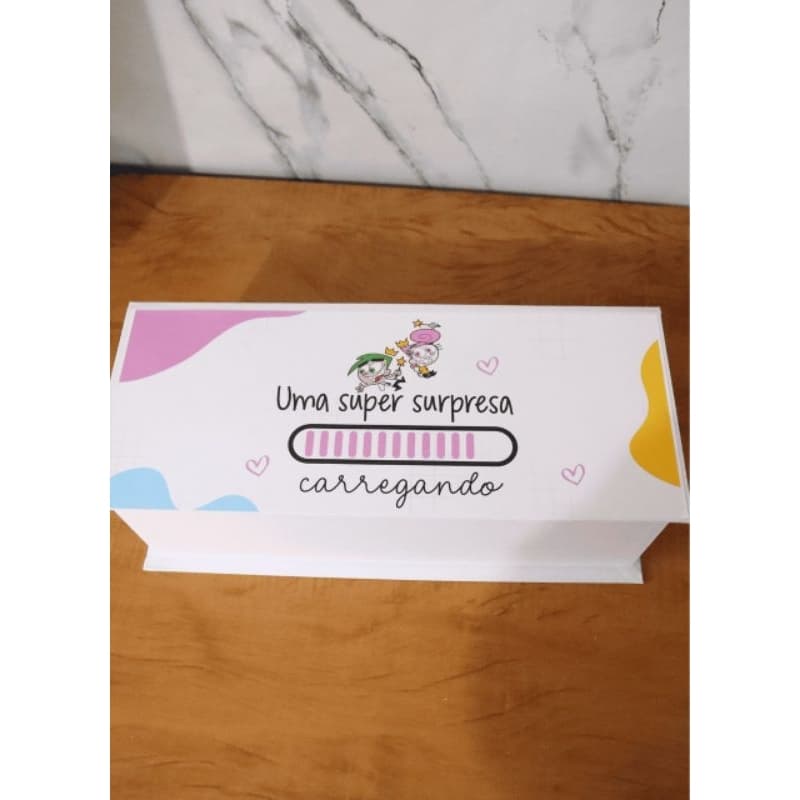 Caixa para duas canecas " Padrinhos mágicos" (SEM AS CANECAS) contém o mini livro de 8x8cm