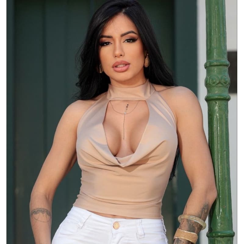 Blusa Cropped Feminina Gola Boba Choker Decote Profundo e Elegante