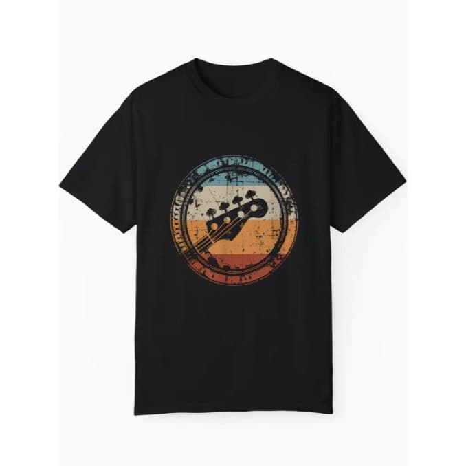 Camiseta Masculina Vintage com Estampa de Guitarra Preta Musical com Guitarras Elétricas Tecido Leve