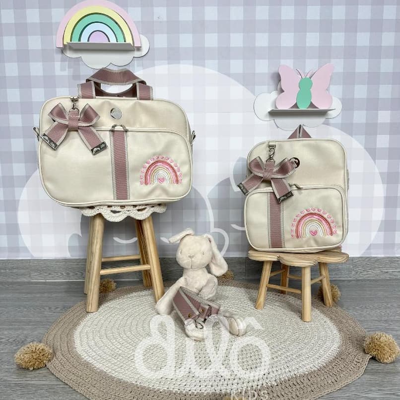 Kit de bolsas maternidade para menina, coleção requinte. Dilô Kids bolsas de luxo personalizada.