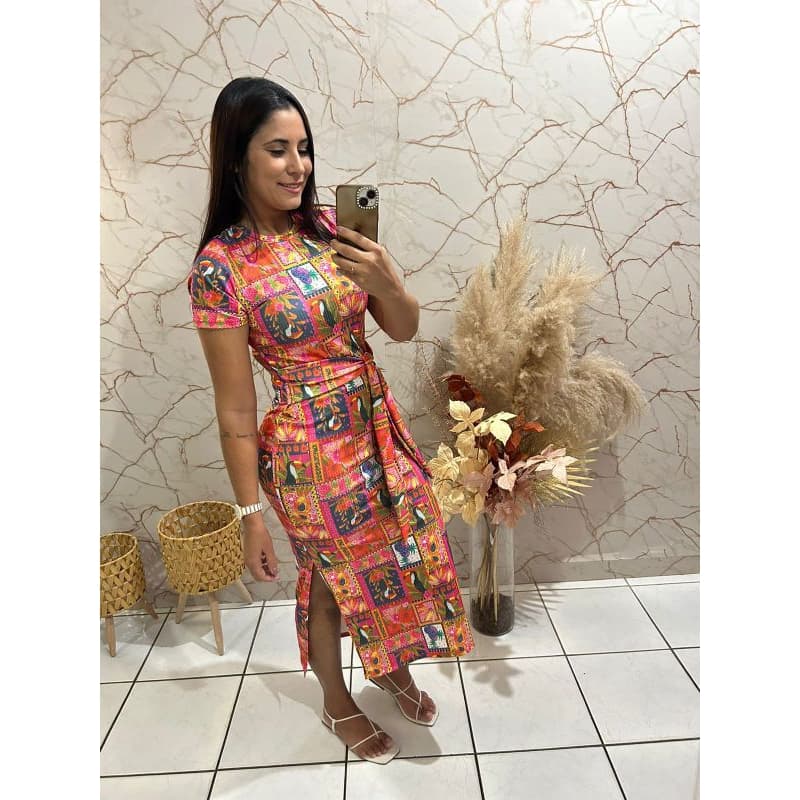 vestido midi moda evangélica, roupas de crente. moda cristã modesta