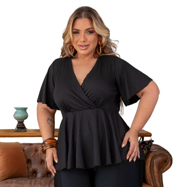 Blusa Plus Size Gola V Com Manguinha Larguinha Lisa Peplum Estilosa