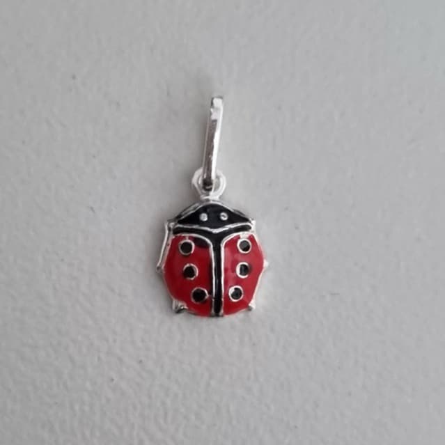 Pingente Joaninha 5mm x 7mm em Prata 990