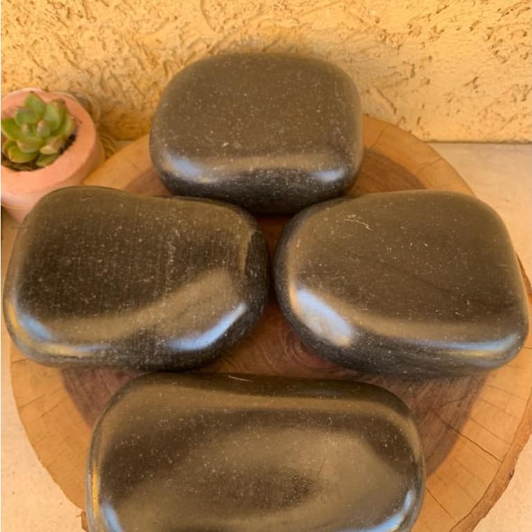 Kit 4 Pedras Vulcânicas Grandes para Massagem Makawee – Massagem Relaxante e Terapêutica