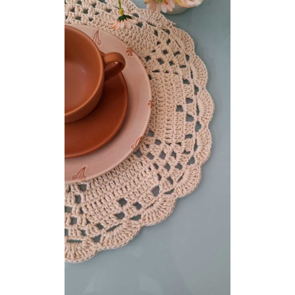 Sousplat de Crochê com estrela e corações – Feito à Mão, 37cm/Mesa posta/ Jogo americano/Crochê