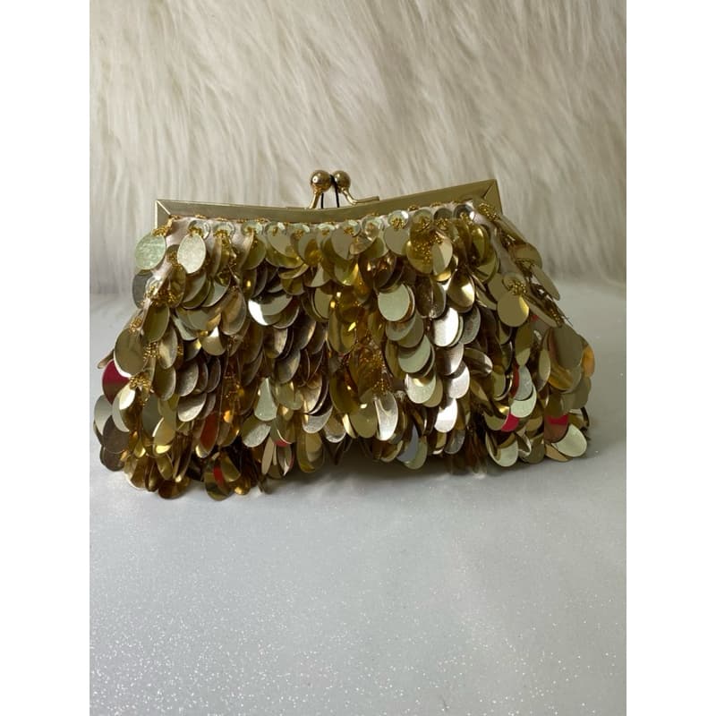 Bolsa Clutch de Festa Dourada com Paetês – Glamour e Sofisticação