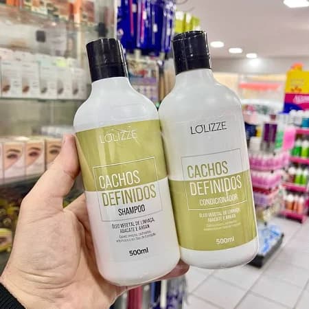Kit Shampoo e Condicionador Cachos Definidos 500ml Lolizze
