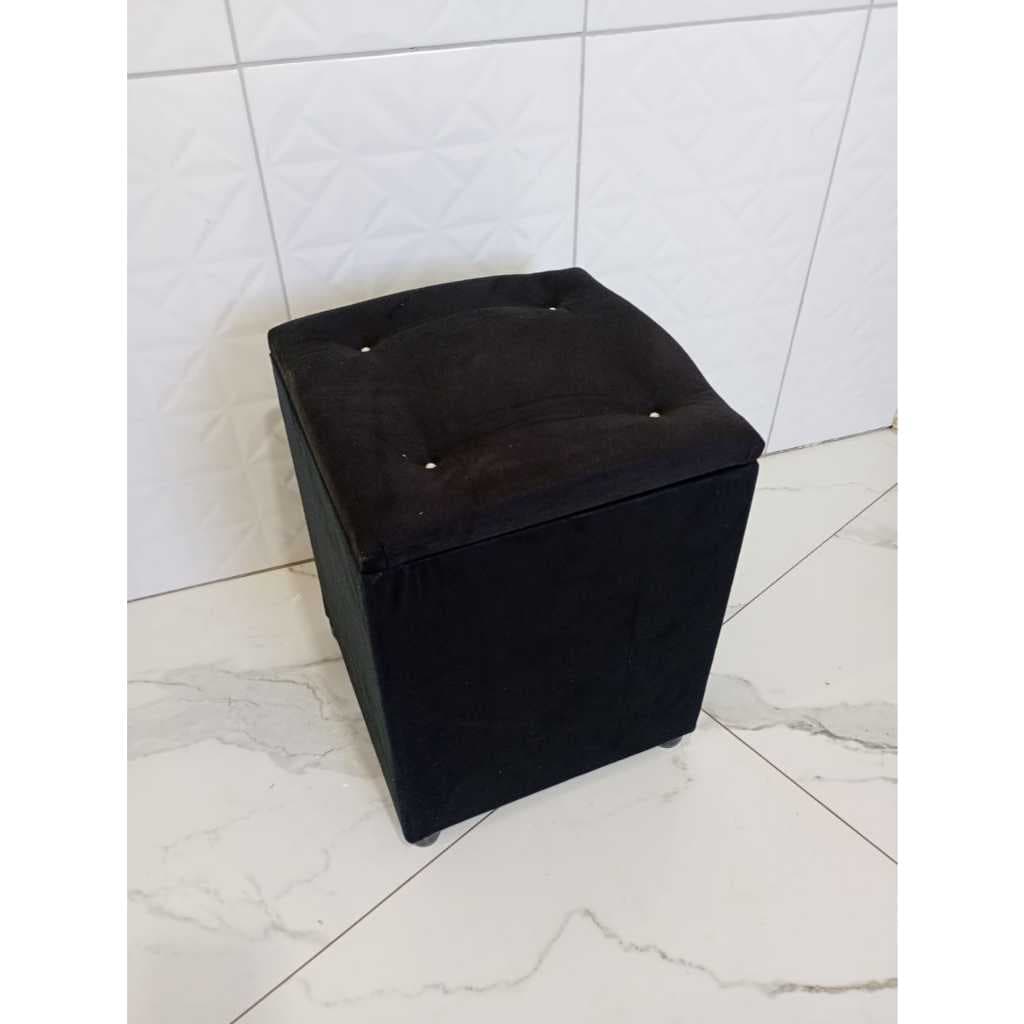 PUFF BAÚ QUADRADO  SUÉDE 45 Cm X 33 Cm X 33 Cm