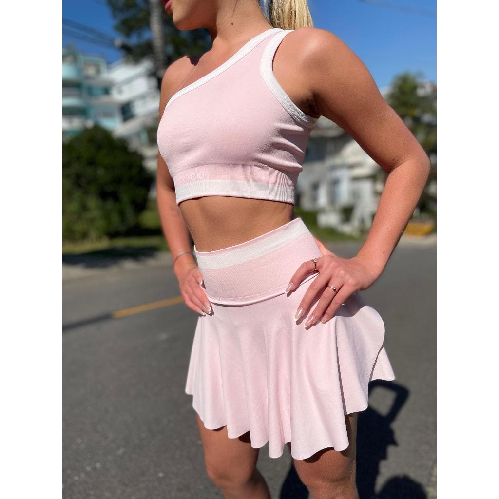 CONJUNTO TOP E SHORTS SAIA ACADEMIA FEMININO  BEACH TENIS CROSS FIT   POLIAMIDA