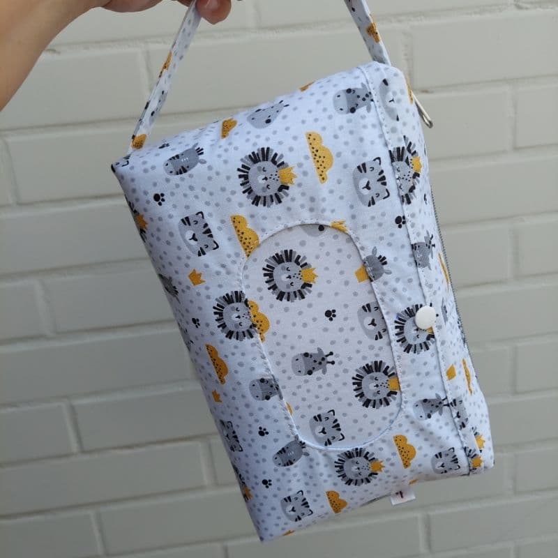 Porta fralda e lenço umedecido/ Necessaire do bebê/ Necessaire porta fralda