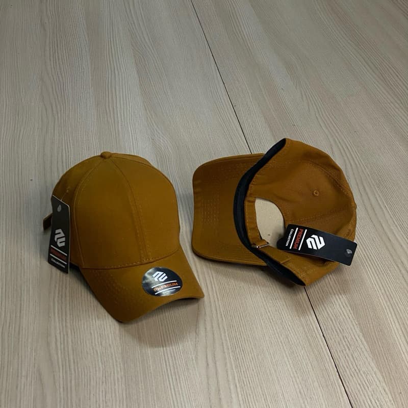 Boné básico unissex liso esportivo adulto, aba curva, ajustável, estilo street e casual