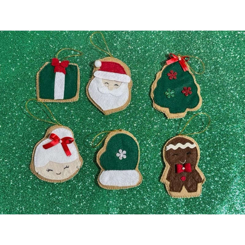 Enfeite de Natal Feltro Artesanal – Kit 6 Pingentes Decorativos Árvore, Papai Noel, Presente, Biscoito e Mamãe Noel