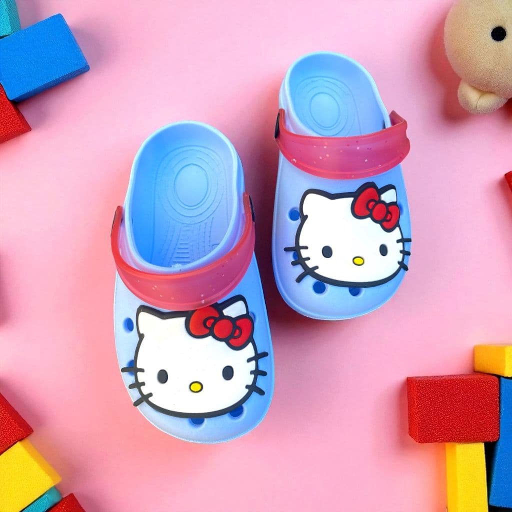Babuche Infantil Gatinha Estilosa com design divertido, antiderrapante, super leve, resistente e muito confortável