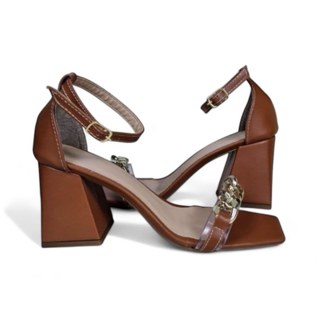 Sandalia Feminina Salto Bloco Corrente Elegante Tendencia Inspiraçao Blogueira