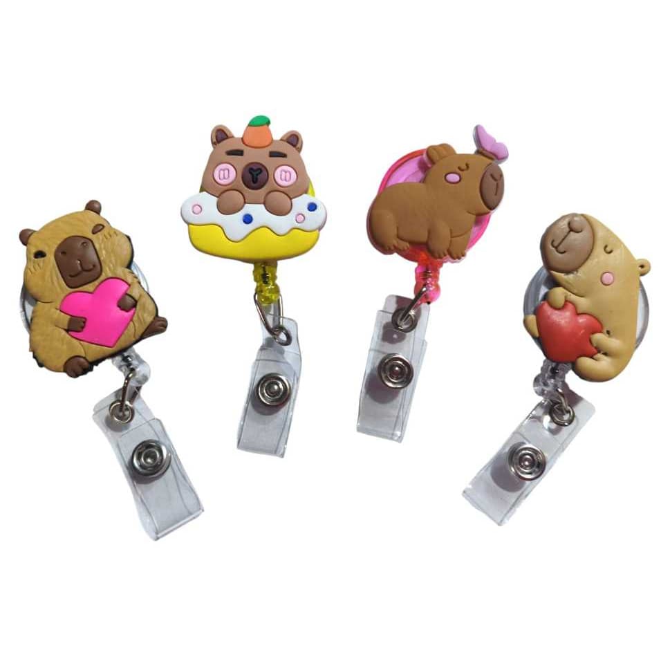 Porta Crachá CAPIVARA LOVE Personalizado Presente Retrátil Roller Clip