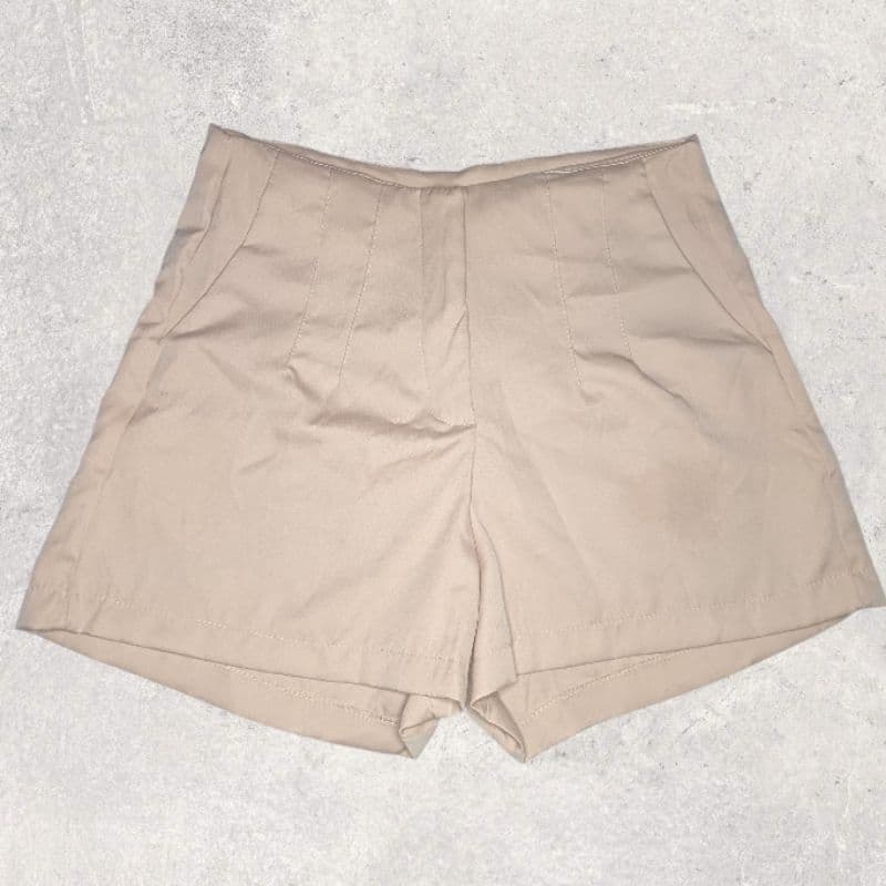 Short social tendência moda feminina