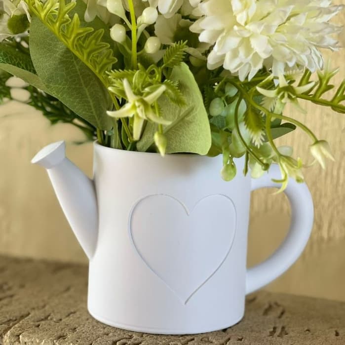 Vaso Decorativo Regador com Coração | Cachepô Criativo para Flores e Plantas
