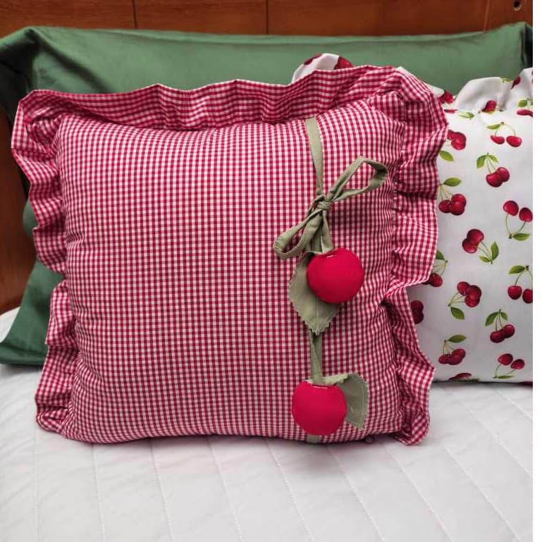 Kit enxoval de cama 03 peças xadrez com tema Cereja