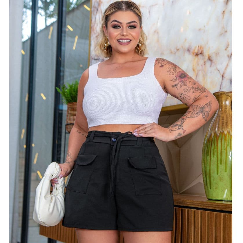 Bermuda Feminina Bolso Frontal Tecido Elegante Crepe Social Plus Size 44 ao 58 All Curve