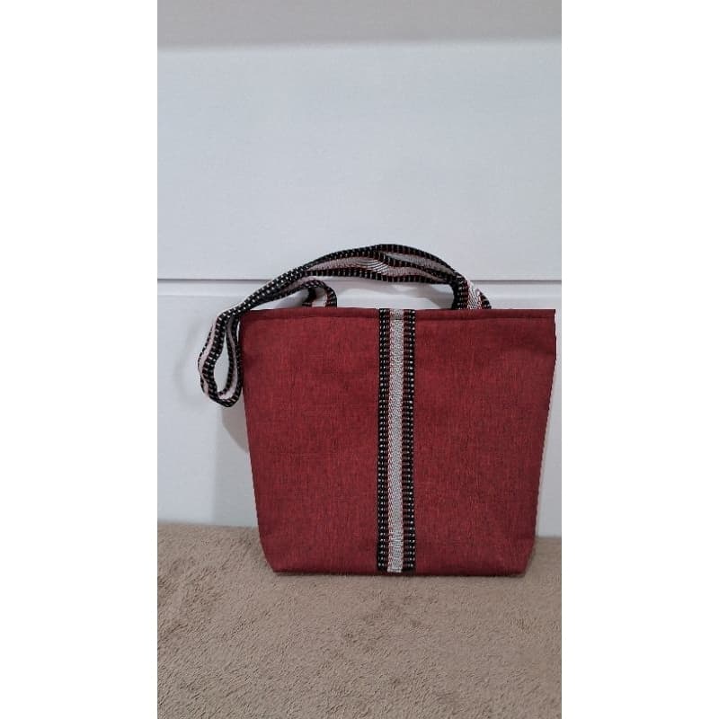 Bolsa feminina Forrada com bolso alça ombro material sintético