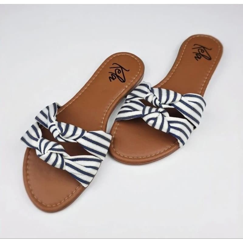 Rasteira Navy Knot Estilo e Conforto Rasteirinha Dinâmica Look Moderno Praiano Qualidade e Estilo em Calçado