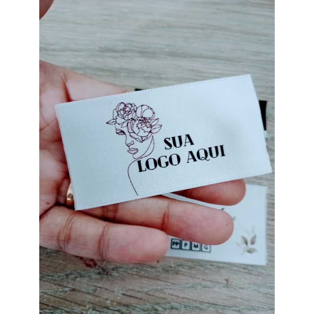 30  Etiquetas de Cetim PERSONALIZADAS 4x8 cm SELADAS Bandeirinha/Palito/Clip