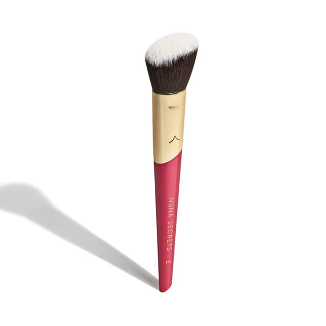 Pincel para Contorno Niina Secrets – Maquiagem Profissional Eudora