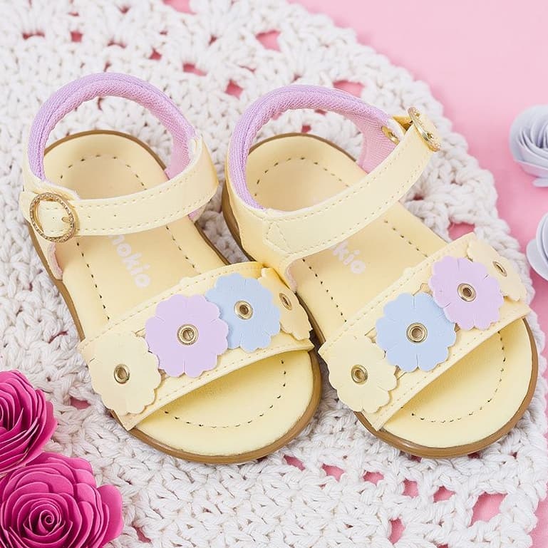Sandália Bebê Menina Pinokio Jardim Encantado - Flores Charme Confortável Amarelo Passeio Infantil