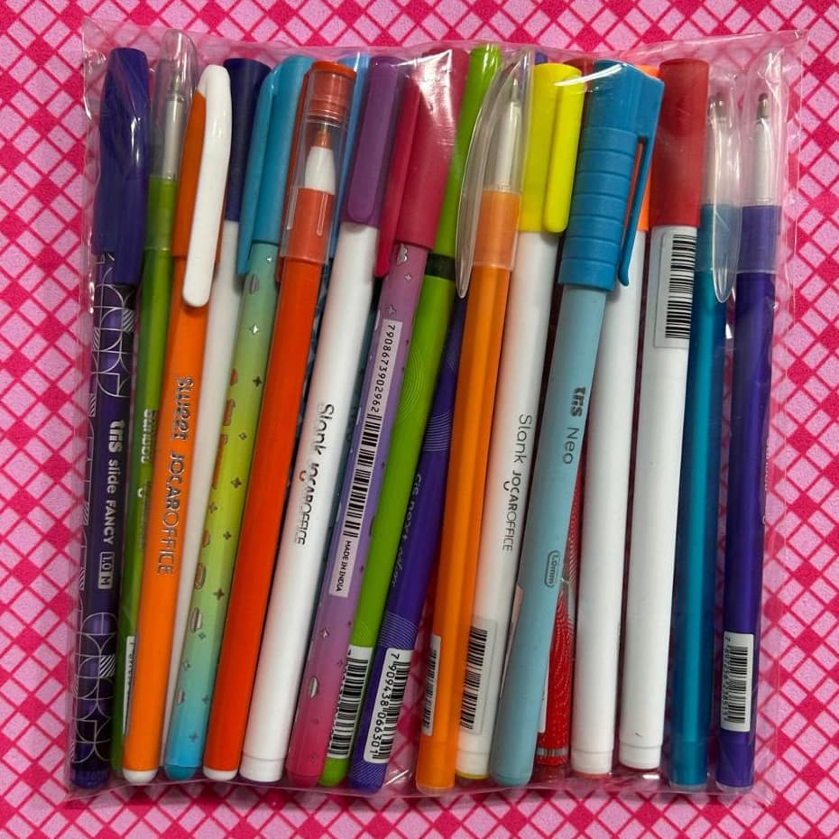 Kit com 10, 15 ou 20 Canetas Variadas coloridas para Presente
