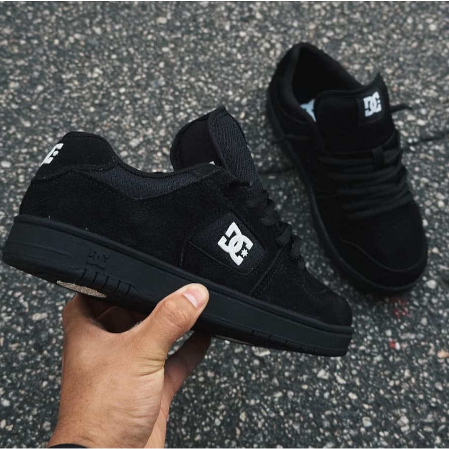 Lançamento Tênis DC Shoes Court Graffik TX Preto/Branco Atena Multimarcas