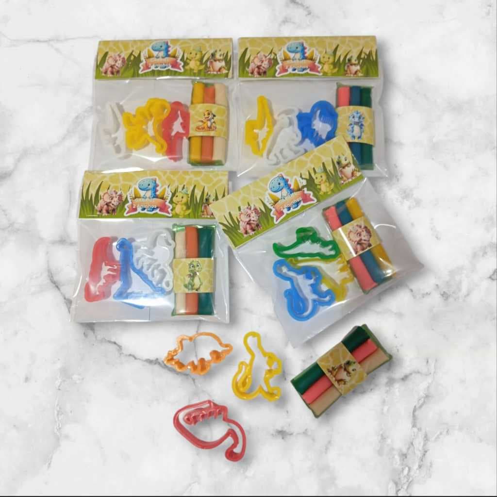 Kit Massinha com Cortador Personalizado Dinossauros Para Aniversário Infantil-Temos Vários Temas