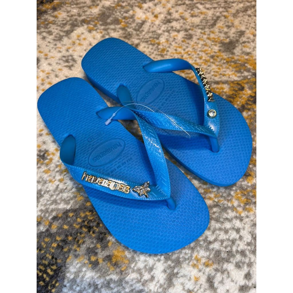 Chinelo Havaianas Top Pingente Libélula Logo Metal Custom Dourada Original Branca Bege Ferrugem