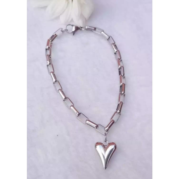 Pulseira com pingente de coração corrente tijolinho e bolinha prateado de aço