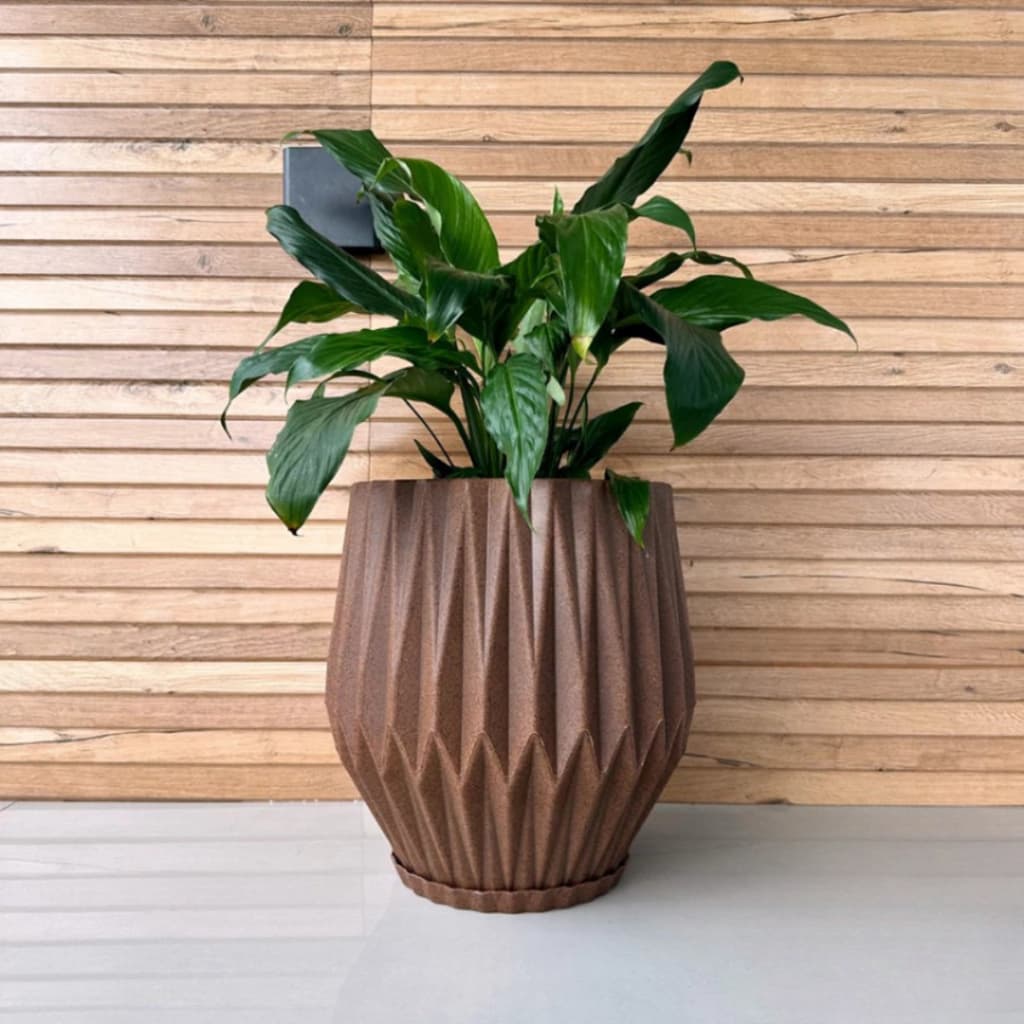 Vaso Grande de Polietileno Decorativo Para Plantas Modelo ORIGAMI G Com Prato