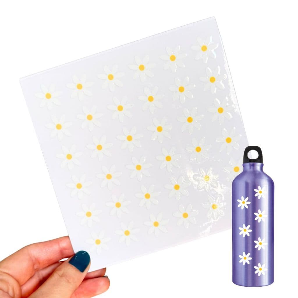 Adesivos Mini Margaridas DTF UV 2cm Cartela 36 Un Impermeáveis, Laváveis e Permanentes