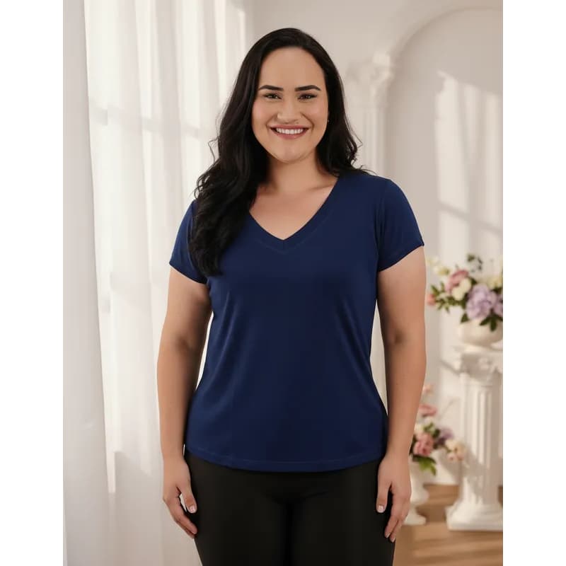 Camiseta Casual Plus Size Feminina T Shirt Lisa Gola V Blusa manga Curta Moda Evangélica Plus Até G4