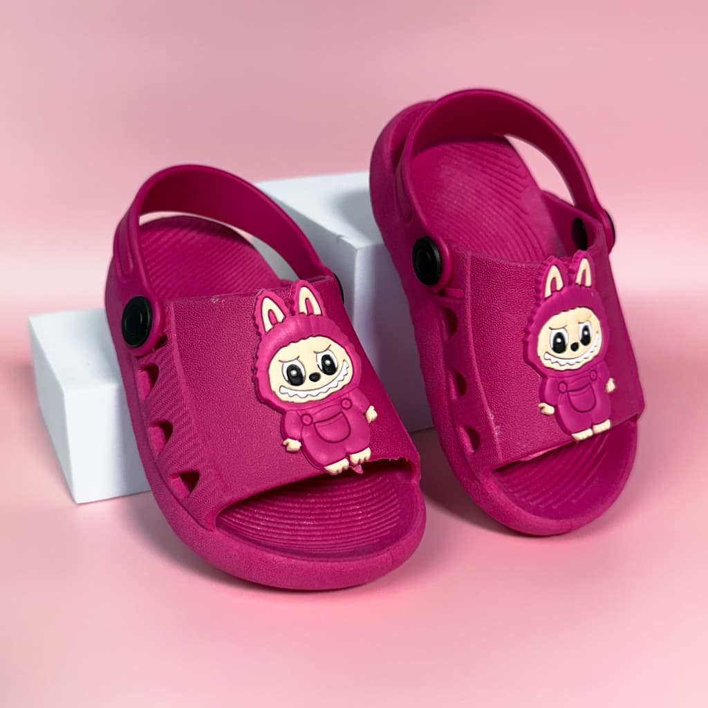 Sandália Infantil Menina Personagem LA Babuche Confortável Macia Leve Antiderrapante Chinelo Nuvem