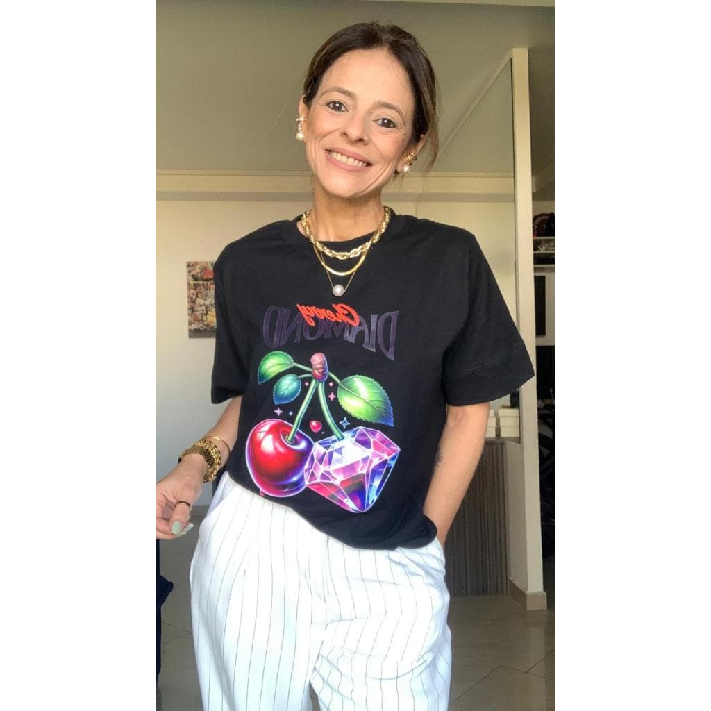 Camiseta Feminina Cherry Diamond 100% Algodão Estampada – T-Shirt Premium Casual