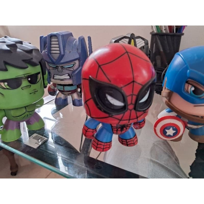 Coleção de 6 bonecos Marvel Mighty Muggs