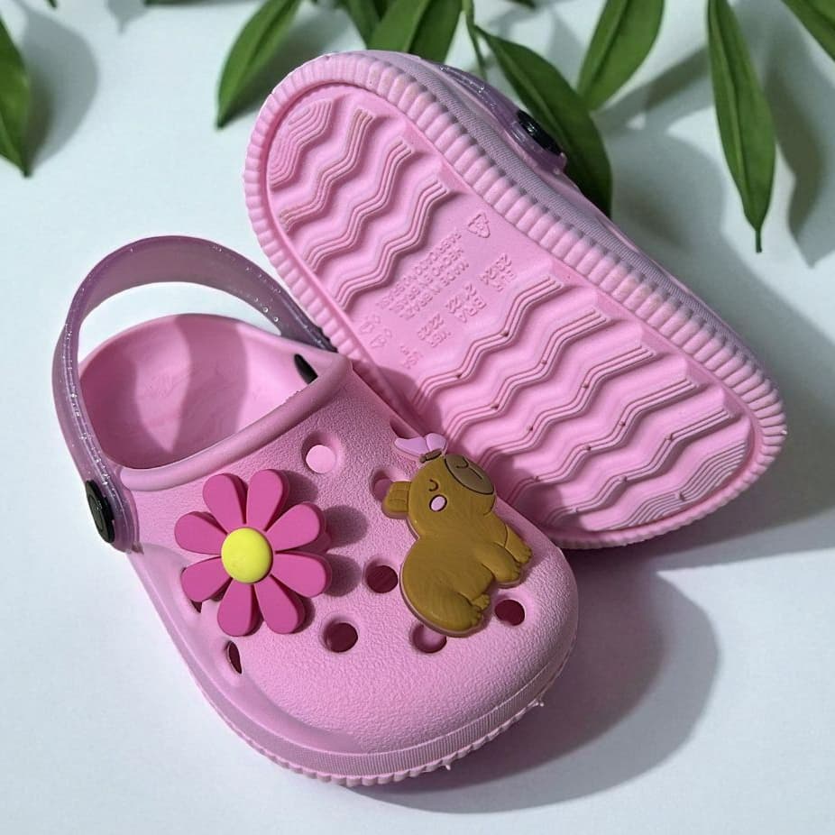 Babuche Sandália Infantil Menina Personagem Capivara Flor Moderno Confortável Lançamento Oferta