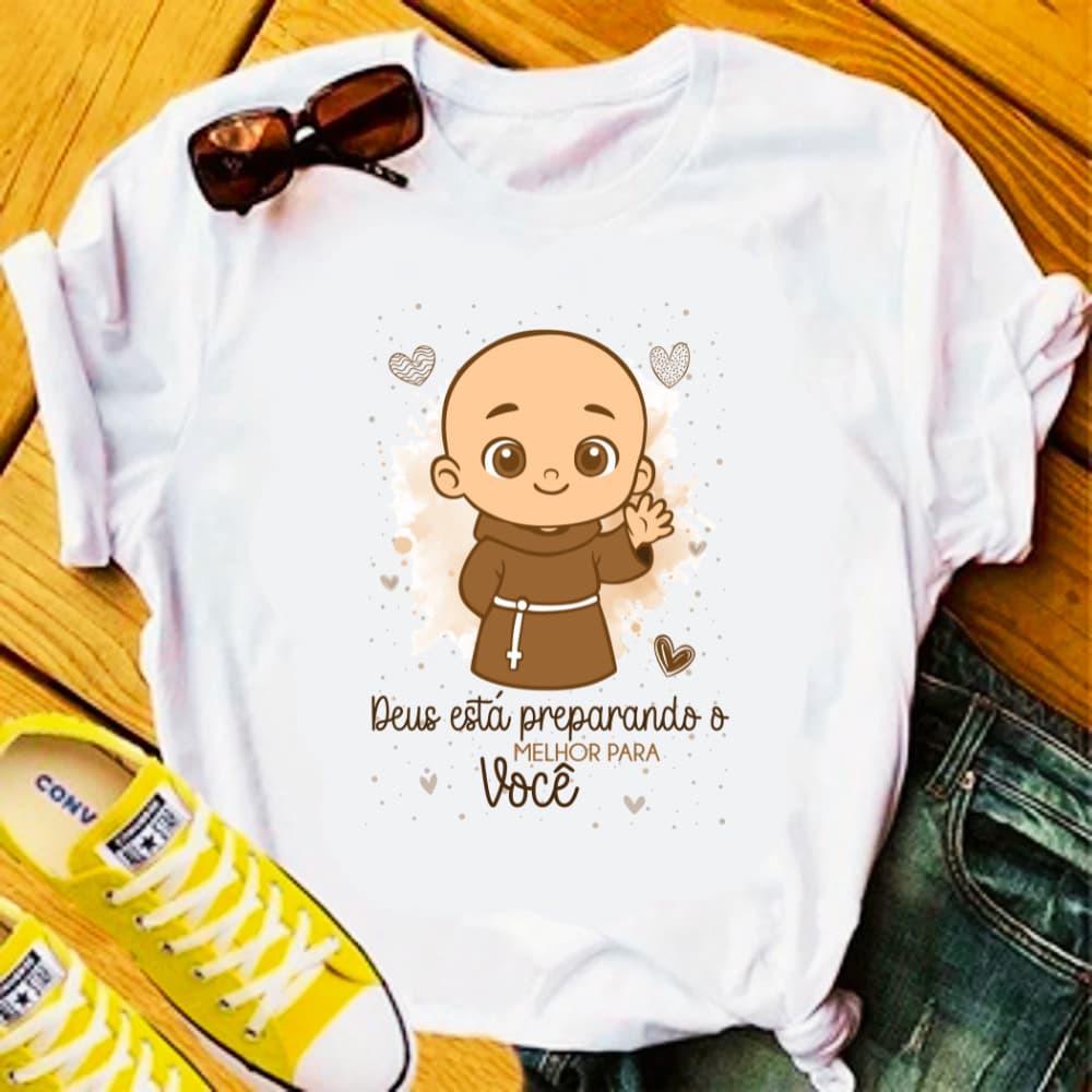 CAMISETA FREI GILSON DEUS ESTA PREPARANDO O MELHOR PARA VOCÊ